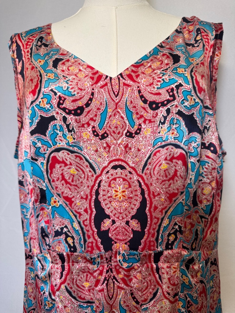 Jones New York Paisley Pleated Sleeveless V-Neck Dress Size 16 - Picture 2 of 13